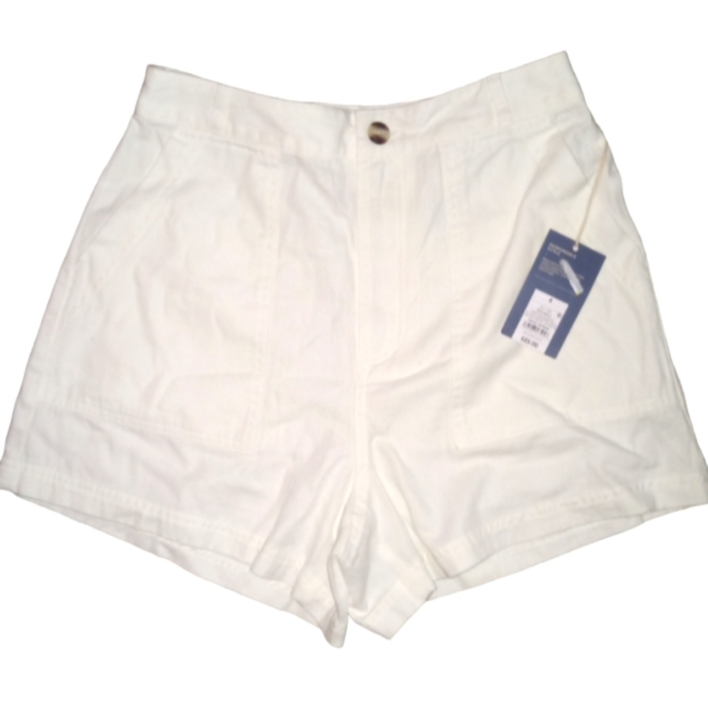 NWT White Short